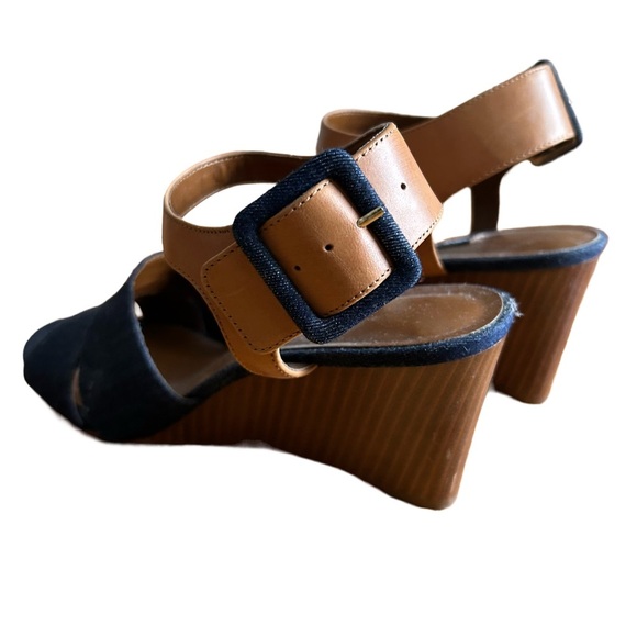 Nine West 3 Inch Heel, Open Toe Sandals. Size 8 - Picture 3 of 7